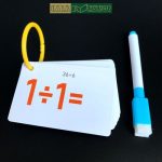 Bộ Thẻ Học Toán Viết Xóa Cộng Trừ Nhân Chia - Trọn Bộ 4 Tập Kèm Bút Dạ 2 z4605631574579 5530c1cb48aad69d063848b438d67825