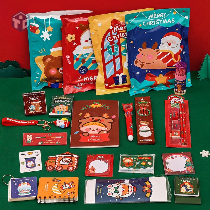 Set Quà Bất Ngờ Noel (8–10 Món) – Hộp Quà Giáng Sinh Siêu Dễ Thương Cho Bé Yêu 7 Set quà bất ngờ Noel (8–10 món)