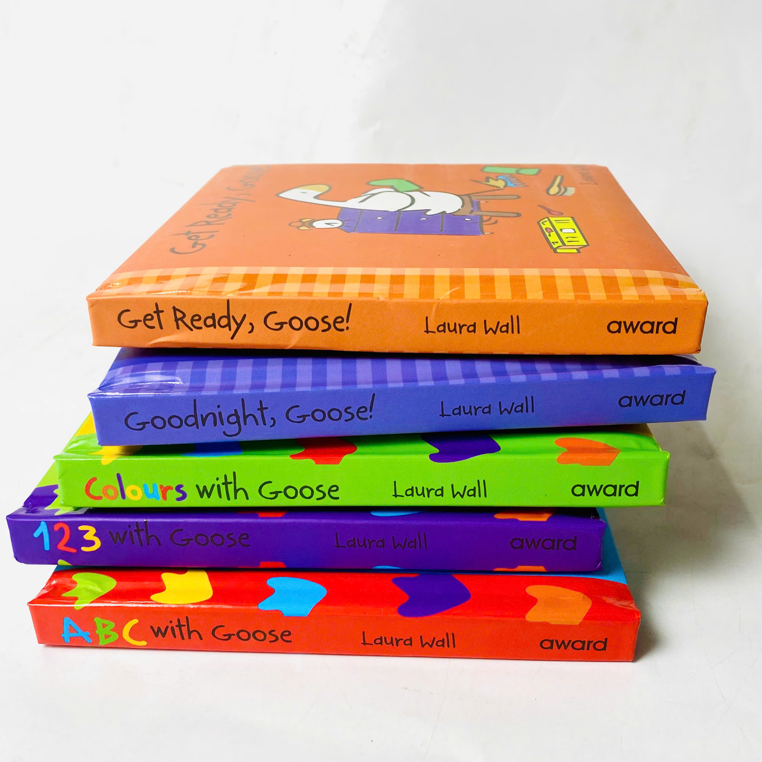 z7233593847842_9e20499b368082c0f3c64a4624d4a759 5 cuốn BỘ SÁCH GOOSE bìa cứng